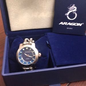 Aragon men watch